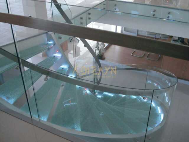 ADIZAYN çelik merdiven, cam merdiven,  ahşap merdiven, granit merdiven, cam basamaklı merdiven