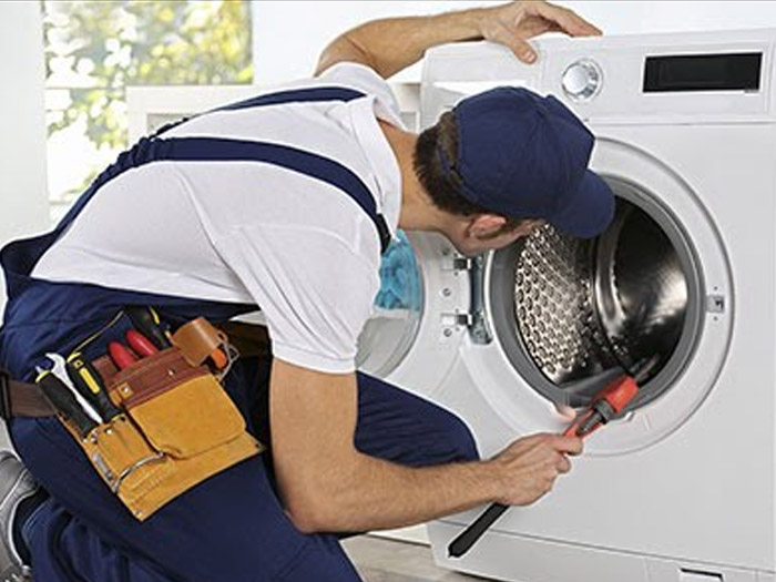 UZMAN; Meram karatay mikser tamiri, fritöz tamiri, elektrik süpürgesi tamiri, şohben tamiri