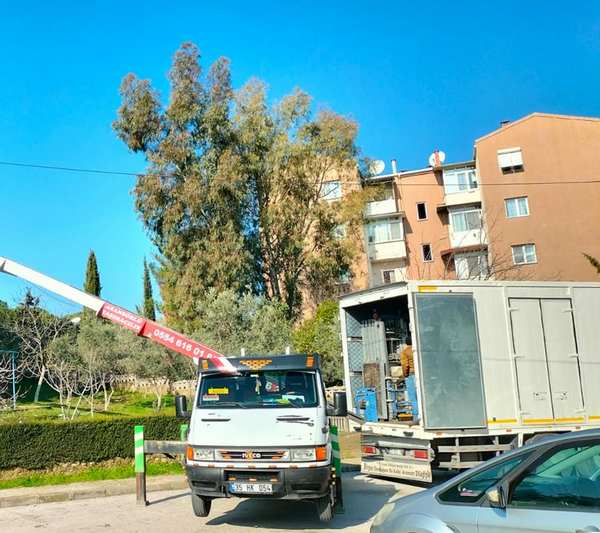 SERKAN İzmir Evden Eve Nakliyat Kiralık Asansör Karşıyaka